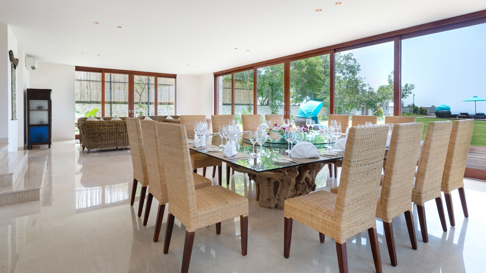 Pandawa Cliff Estate -  Villa Rose - Dining area with view